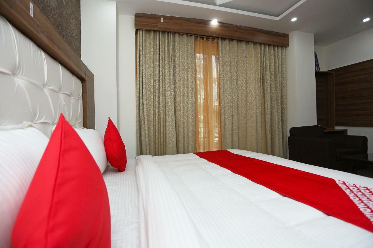 Oyo 35917 Vatika Heights Hotel McLeod Ganj Exterior foto